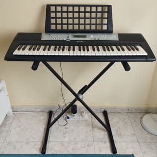 Yamaha YPT-200 Keyboard