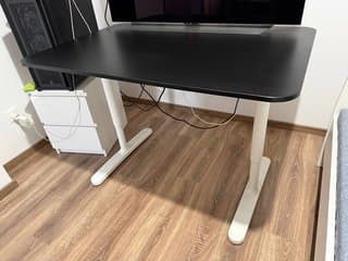 Τραπέζι Bekant 120x80