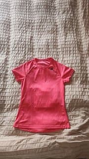 Adidas T-shirt S/XS
