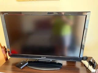 Τηλεόραση Sharp AQUOS + Δωρεάν αποκωδικοποιητής