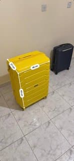 Large suitcase (65x46x27)
