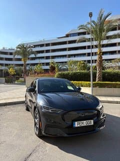 Electric Crossover Mustang 2022