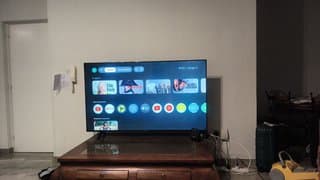 Tesla 65" TV