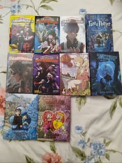 5 βιβλία: My Hero Academia, Harry Potter, Γη των Βασιλιάδων, Κυριακή χωρίς Θεό, Ηλεκτρικό Βασίλειο